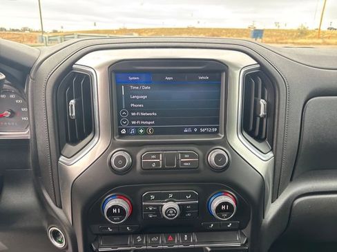 Used 2021 Chevrolet Silverado 1500 LT Trail Boss w/ Bed Protection Package image 19