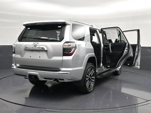 Used 2024 Toyota 4Runner Limited AWD/4WD image 36