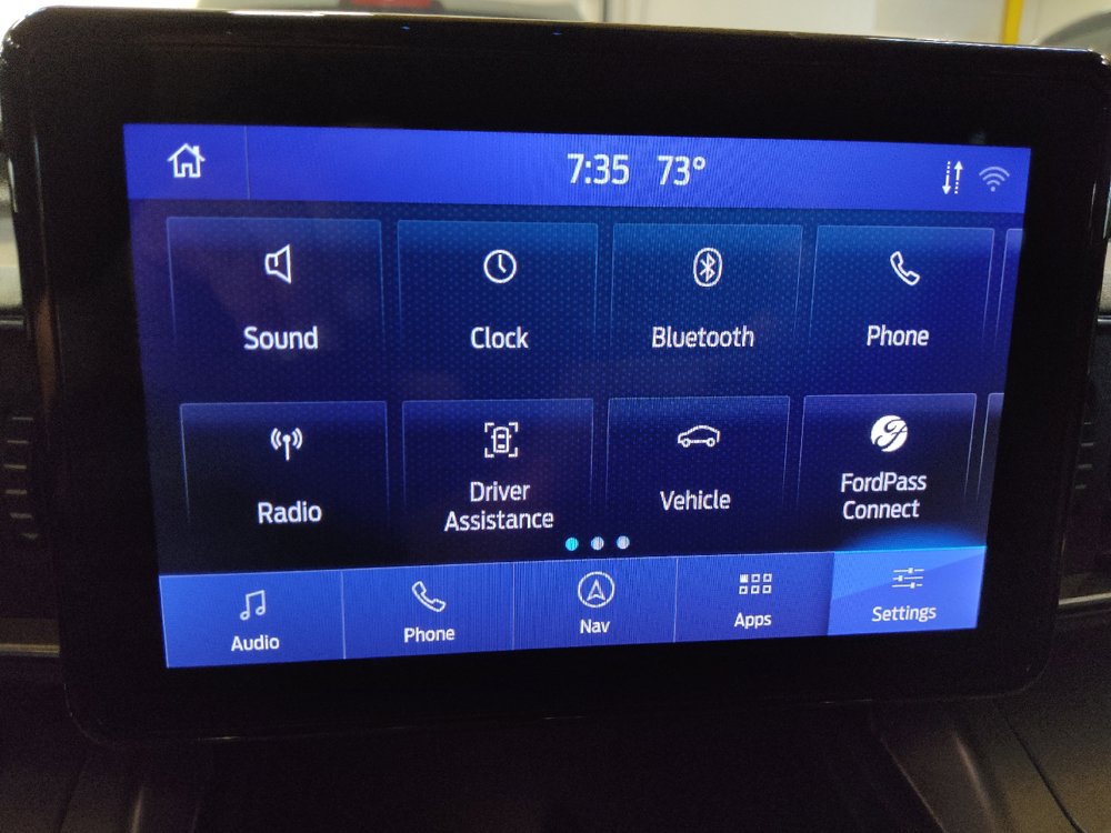 Used 2021 Ford Explorer XLT w/ Equipment Group 202A RWD image 25