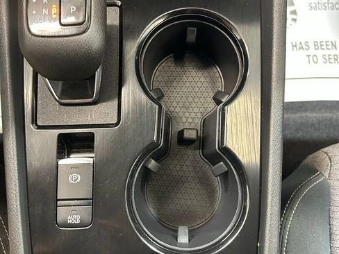 Used 2023 Nissan Rogue SV image 27