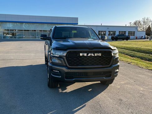 Used 2025 RAM 1500 Big Horn image 7