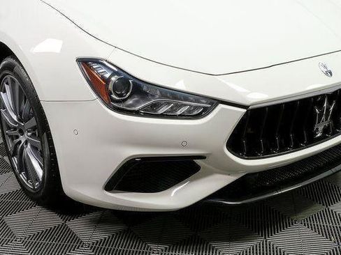 Used 2022 Maserati Ghibli Modena Q4 AWD/4WD image 38
