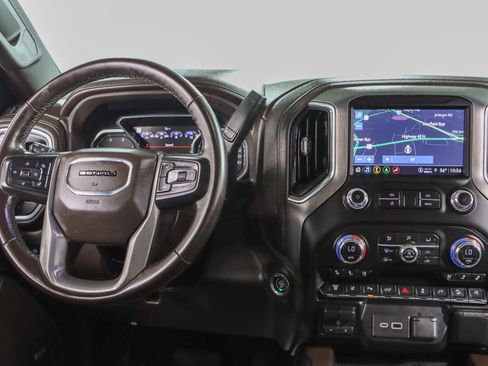 Used 2023 GMC Sierra 2500 Denali w/ Denali Ultimate Package image 18