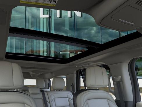 New 2026 Lincoln Navigator L Reserve AWD/4WD image 22