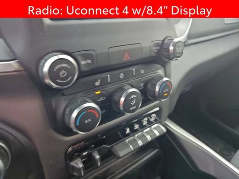 Used 2020 RAM 1500 Big Horn AWD/4WD image 11
