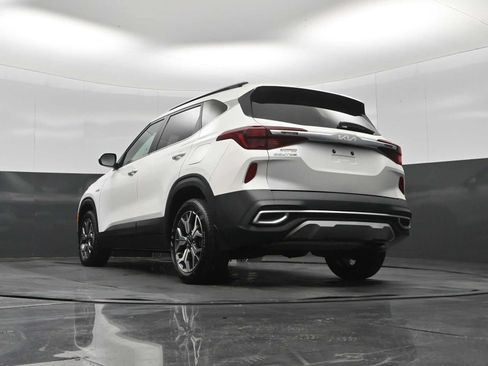 Used 2023 Kia Seltos EX AWD/4WD image 22
