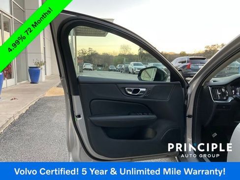 Certified 2025 Volvo S60 B5 Core image 14