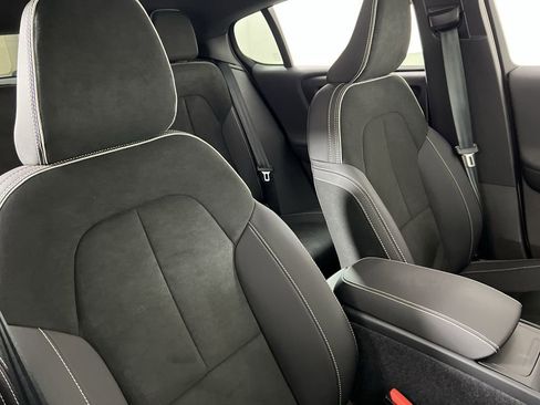 Certified 2023 Volvo C40 P8 Recharge Ultimate image 26