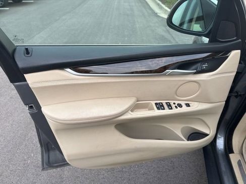 Used 2015 BMW X5 xDrive35i image 8