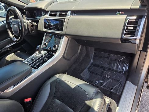 Used 2019 Land Rover Range Rover Sport SVR AWD/4WD image 17