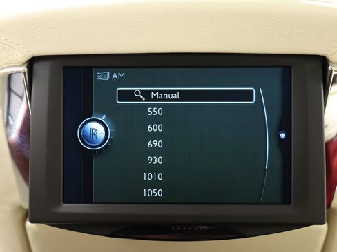 Used 2013 Rolls-Royce Ghost RWD image 78