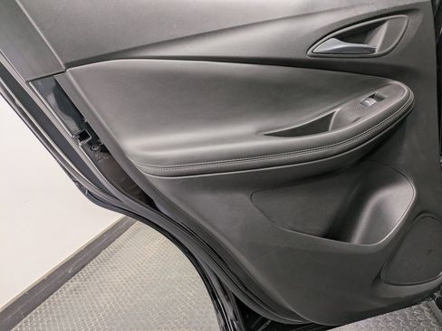 Used 2023 Buick Encore GX Select w/ Sport Touring Package image 22