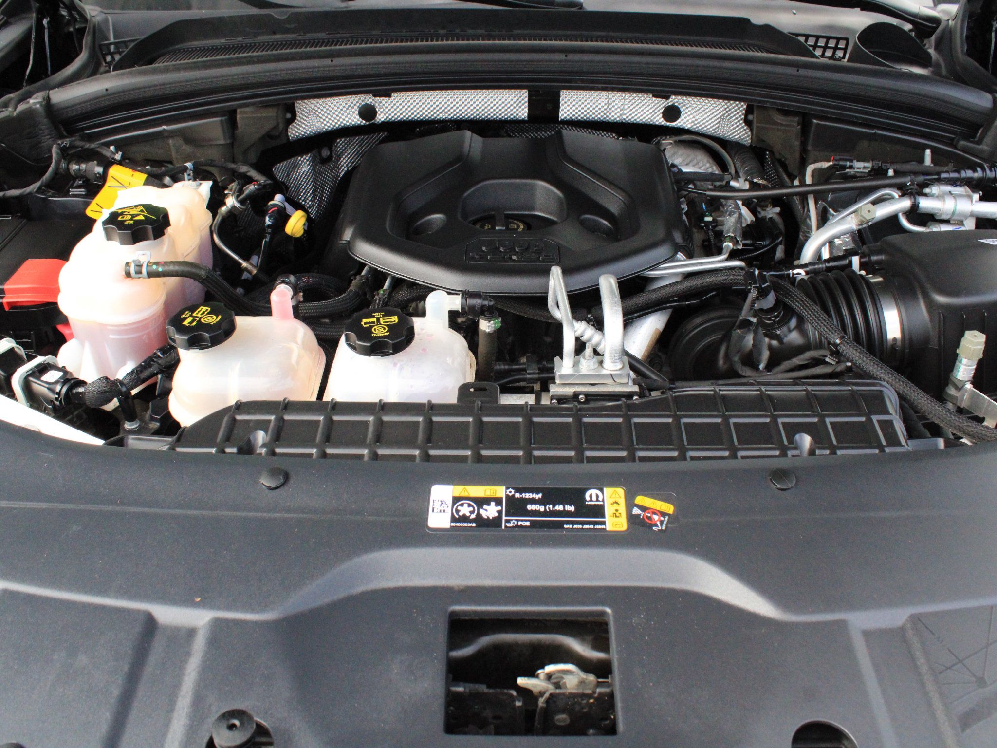 Used 2023 Jeep Grand Cherokee 4WD 4xe image 40