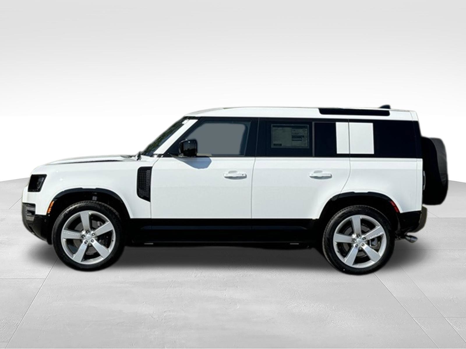 New 2025 Land Rover Defender 110 X-Dynamic SE AWD/4WD image 3