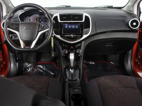 Used 2020 Chevrolet Sonic LT image 9