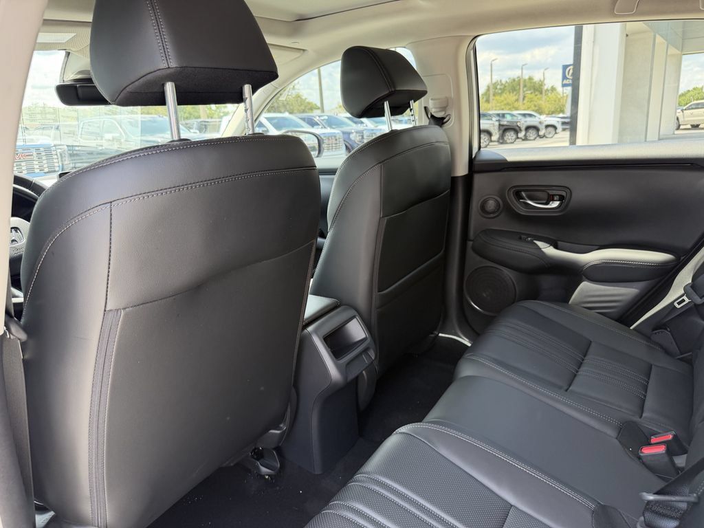 New 2027 Honda HR-V EX-L image 15