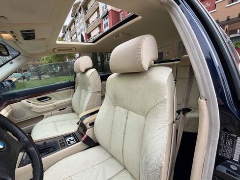 Used 2001 BMW 740iL RWD image 32