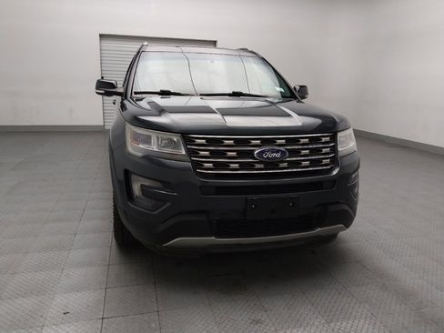 Used 2016 Ford Explorer XLT w/ Equipment Group 202A image 14