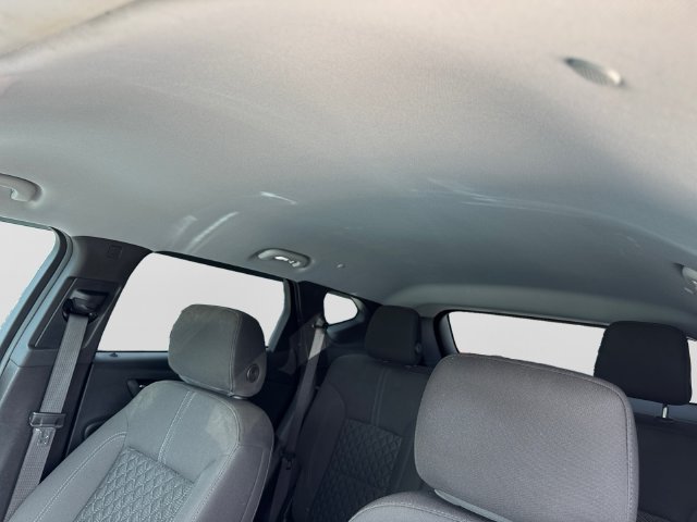 Used 2021 Chevrolet Blazer LT FWD image 12
