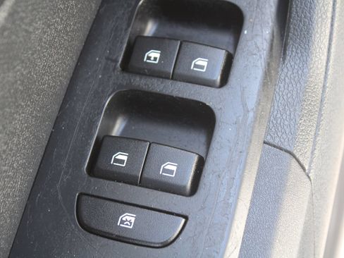 Used 2023 Kia Sportage LX AWD/4WD image 19