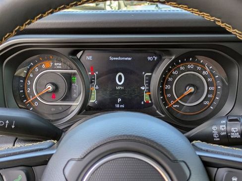 New 2025 Jeep Wrangler Unlimited Rubicon 392 image 29