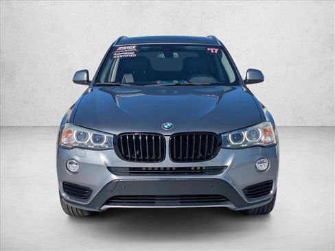 Used 2017 BMW X3 sDrive28i image 2