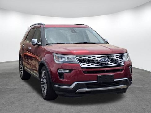 Used 2018 Ford Explorer Platinum AWD/4WD image 10