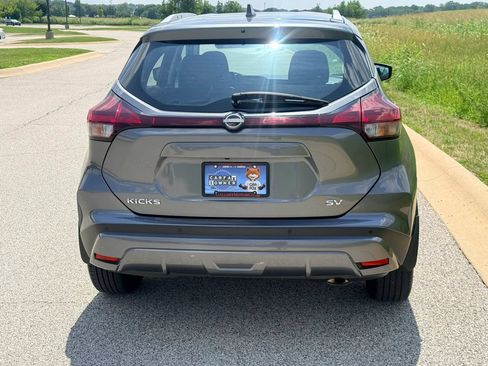 Used 2024 Nissan Kicks SV FWD image 16