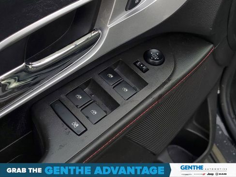 Used 2015 Chevrolet Equinox LT w/ Driver Convenience Package FWD image 11