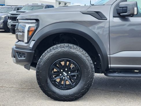 Used 2025 Ford F150 Raptor AWD/4WD image 9