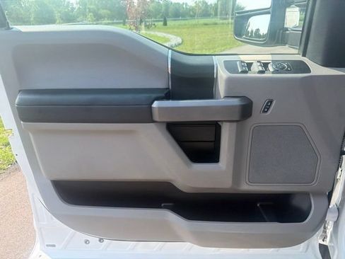 Used 2018 Ford F350 XLT AWD/4WD image 20
