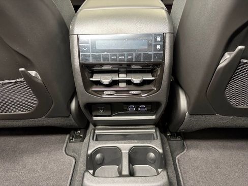 New 2026 Jeep Grand Cherokee L Laredo AWD/4WD image 25