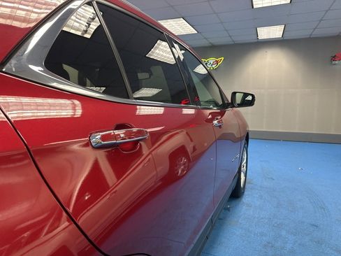 Used 2019 Chevrolet Equinox Premier w/ LPO, Floor Liner Package image 6