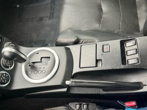 Used 2004 Nissan 350Z Touring image 19