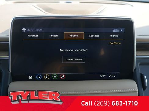 Used 2021 Chevrolet Suburban Premier w/ Premium Package AWD/4WD image 62