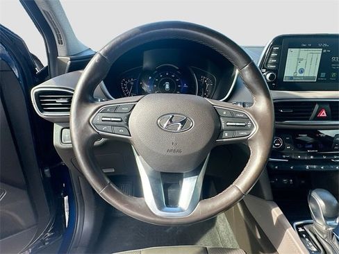 Used 2020 Hyundai Santa Fe Limited image 11