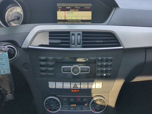 Used 2014 Mercedes-Benz C 300 4MATIC Sedan image 58