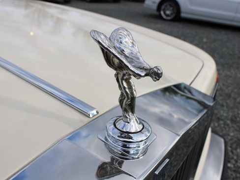 Used 1991 Rolls-Royce Silver Spur II image 52