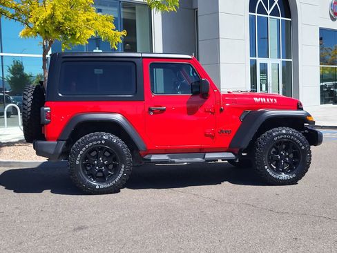 Used 2022 Jeep Wrangler Sport AWD/4WD image 4