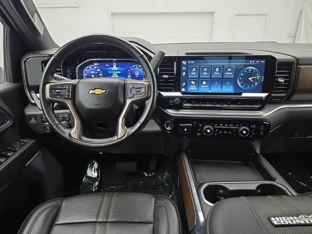 Used 2024 Chevrolet Silverado 3500 High Country AWD/4WD image 18