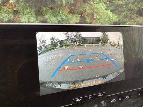 Certified 2025 Toyota bZ4X AWD image 11