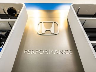 Used 2023 GMC Yukon XL Denali video 4