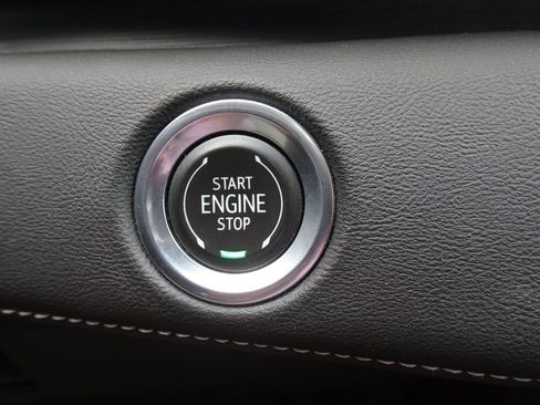 Used 2021 Cadillac Escalade Sport w/ Driver Assist Tech Package AWD/4WD image 25