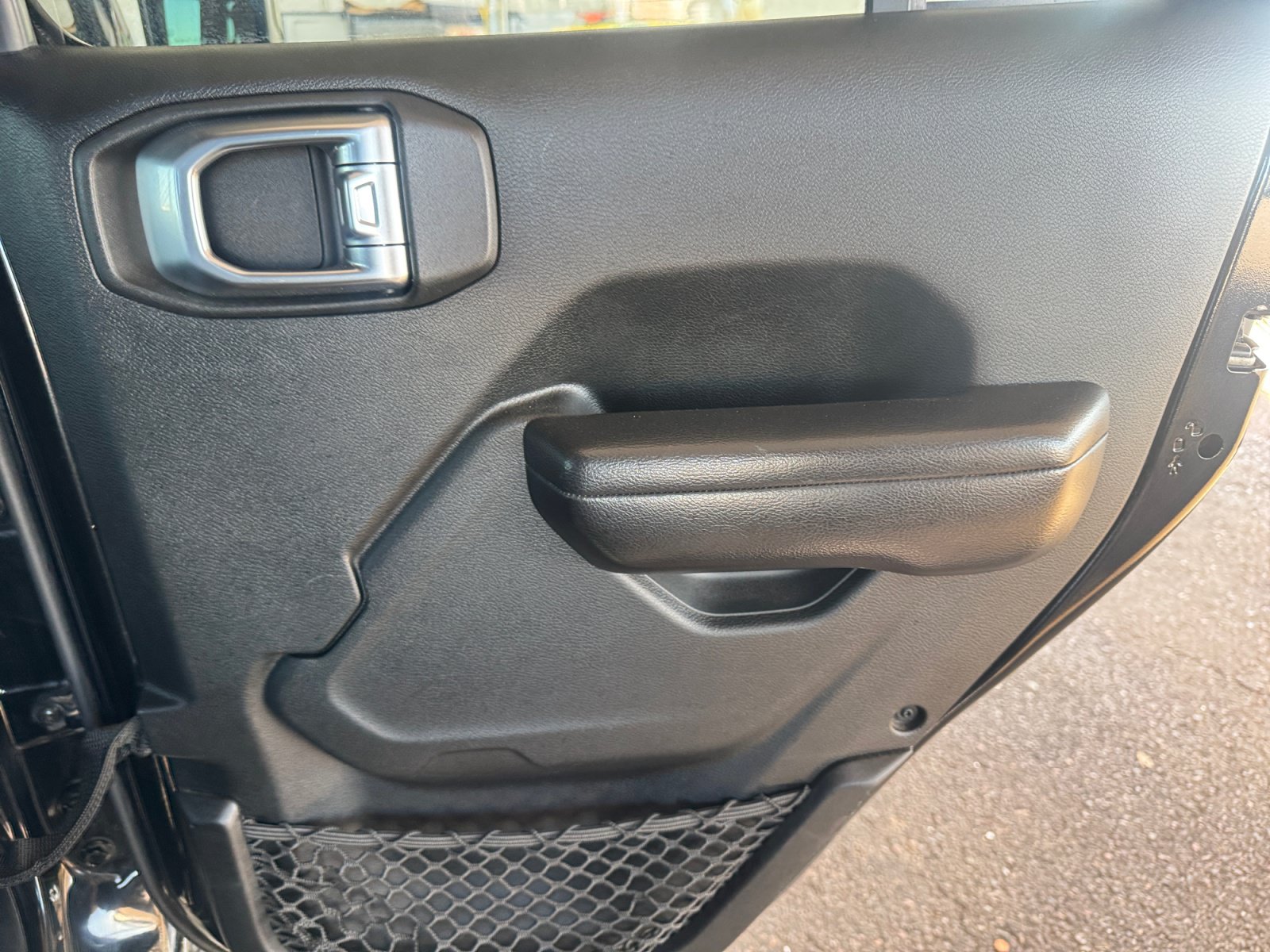 Used 2018 Jeep Wrangler Unlimited Rubicon AWD/4WD image 27