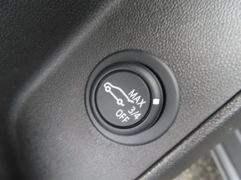 Certified 2024 Chevrolet Equinox RS image 12