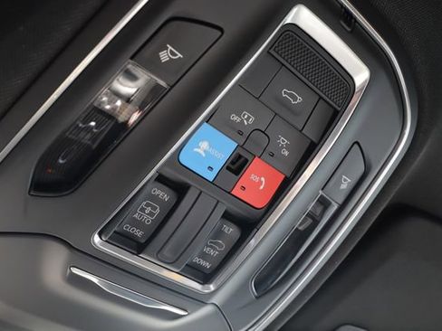 New 2026 Jeep Grand Cherokee Laredo AWD/4WD image 30