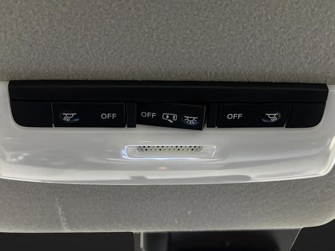 New 2025 Nissan Versa SV w/ Trunk Package image 21