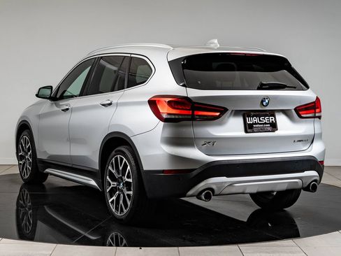 Used 2021 BMW X1 sDrive28i w/ Premium Package FWD image 6