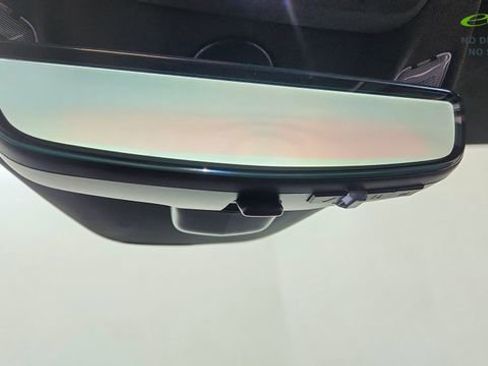 Used 2023 Chevrolet Corvette Stingray Premium Cpe w/ Z51 Performance Package image 46