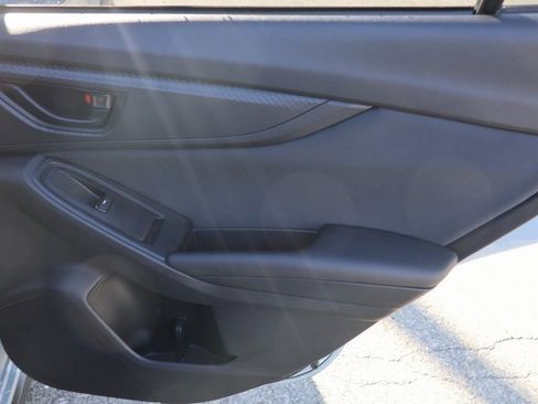 Used 2020 Subaru Crosstrek 2.0i Premium image 25